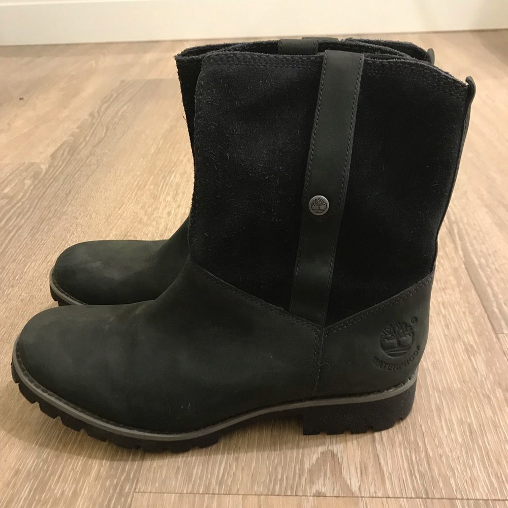 Size 5.5 Timberland leather waterproof Boots